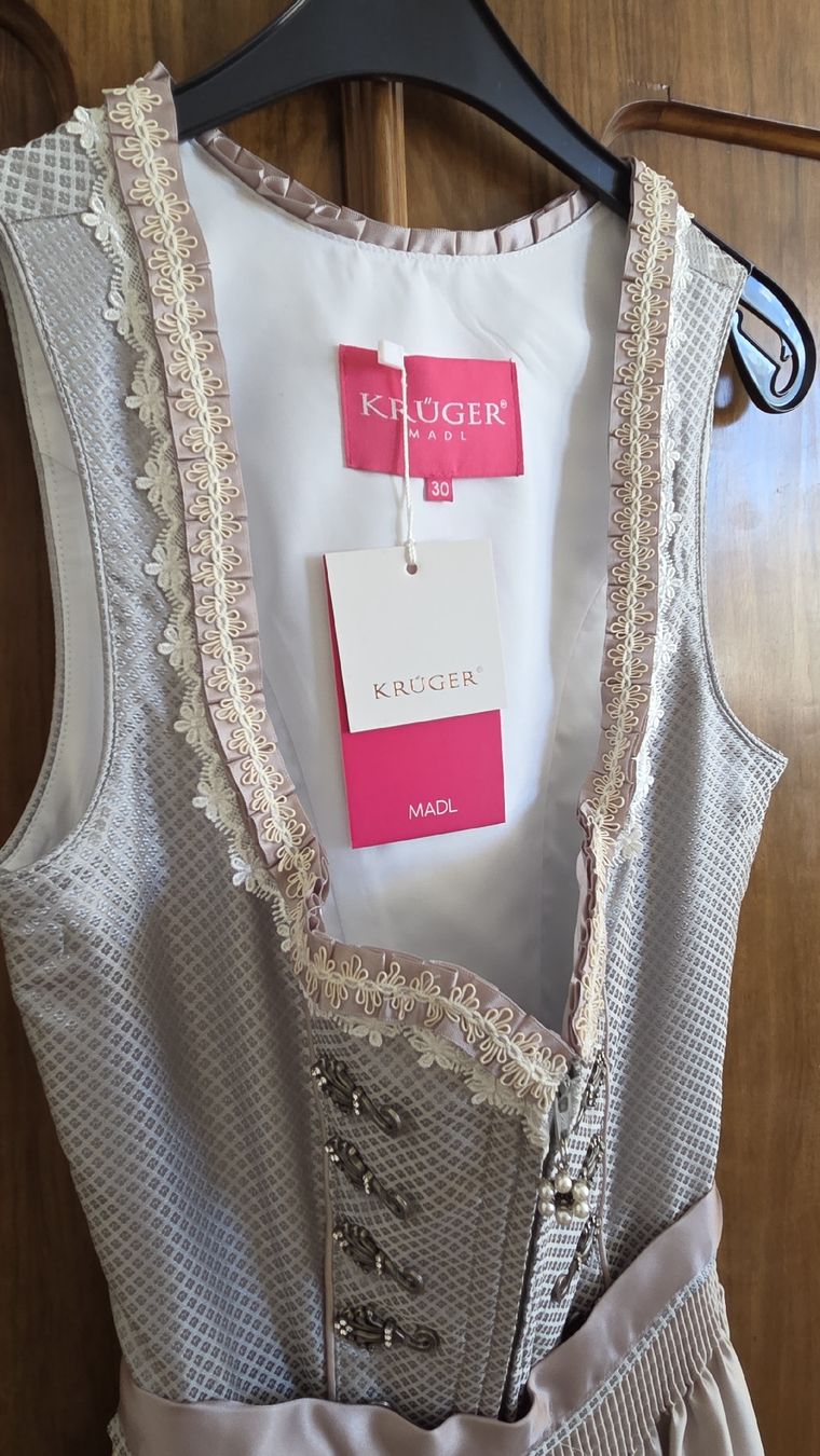 Costumi: Krüger Dirndl Madl Violet gemustert Gr.30  – Nuovo e nell'imballaggio originale da Kreuzlingen venduto da MeinKleinesAtelier 3