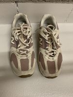 Original New Balance Sneaker