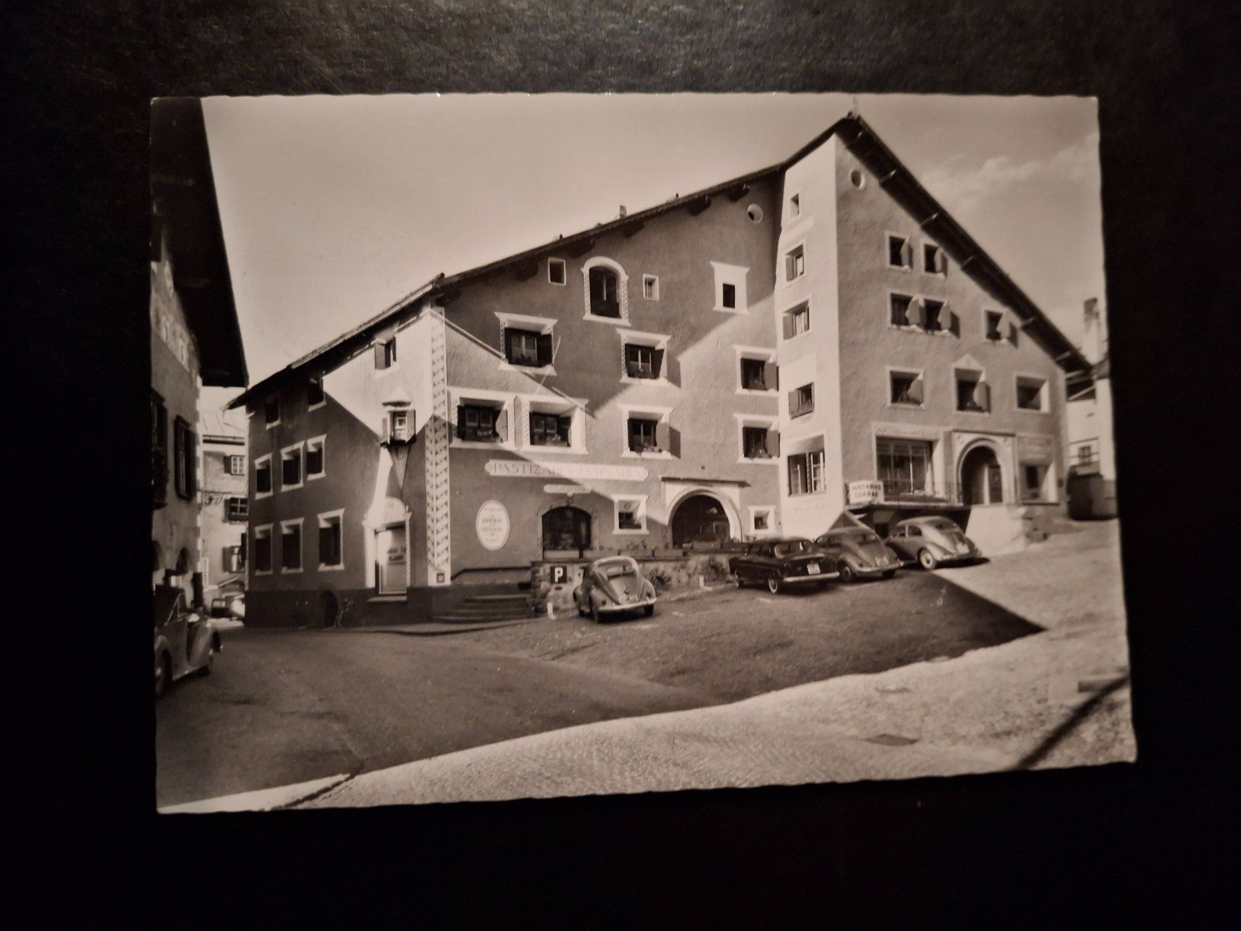 Cartoline postali: Zuoz  Engadin – Usato da Kreuzlingen venduto da Gastra