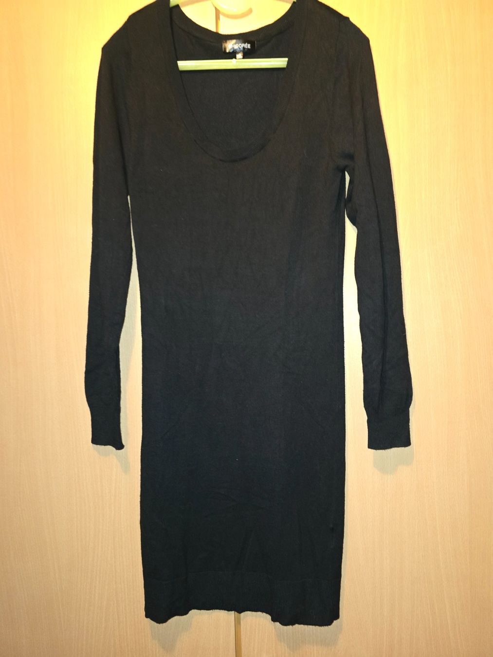 Robes: Robe en maille serrée, M, noir – D'occasion à La Neuveville par Diamise