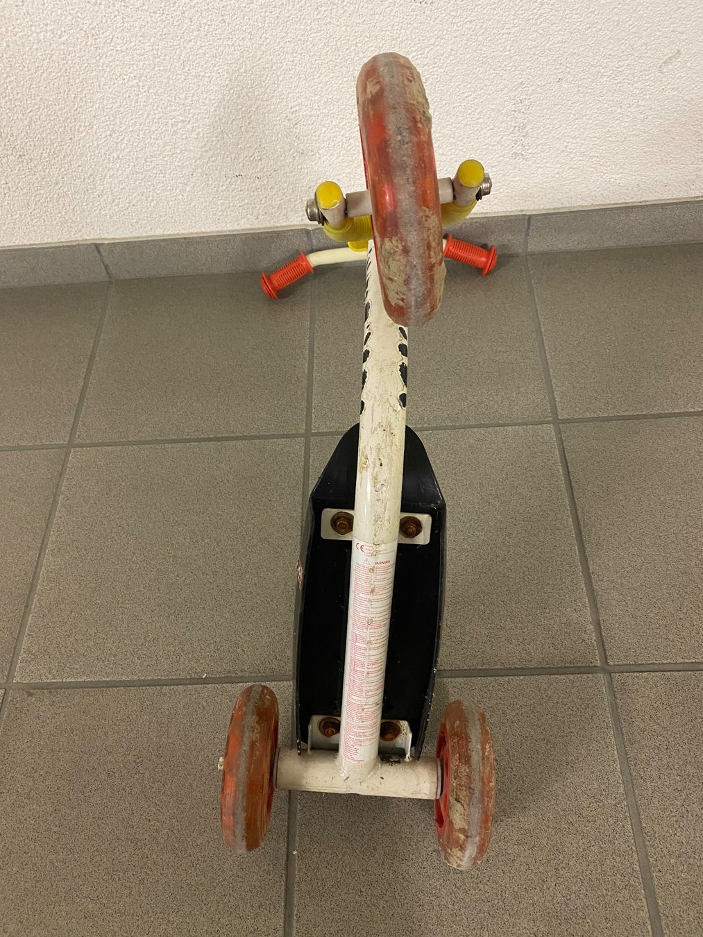 Fahrzeuge für Kinder: Trottinett dreiräderig – Gebraucht aus Eschlikon TG von ArtRec 4