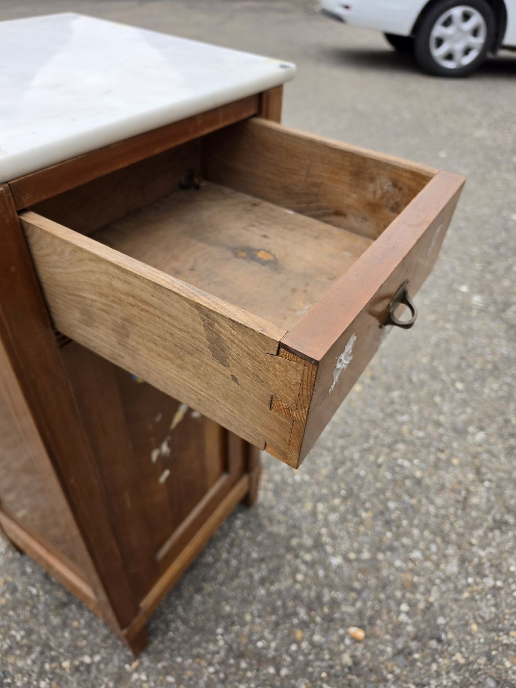 Comodini: Antikes Lavabo-Möbel mit Marmorplatte, Vintage Look. – Usato da Mettlen venduto da elios0888 7