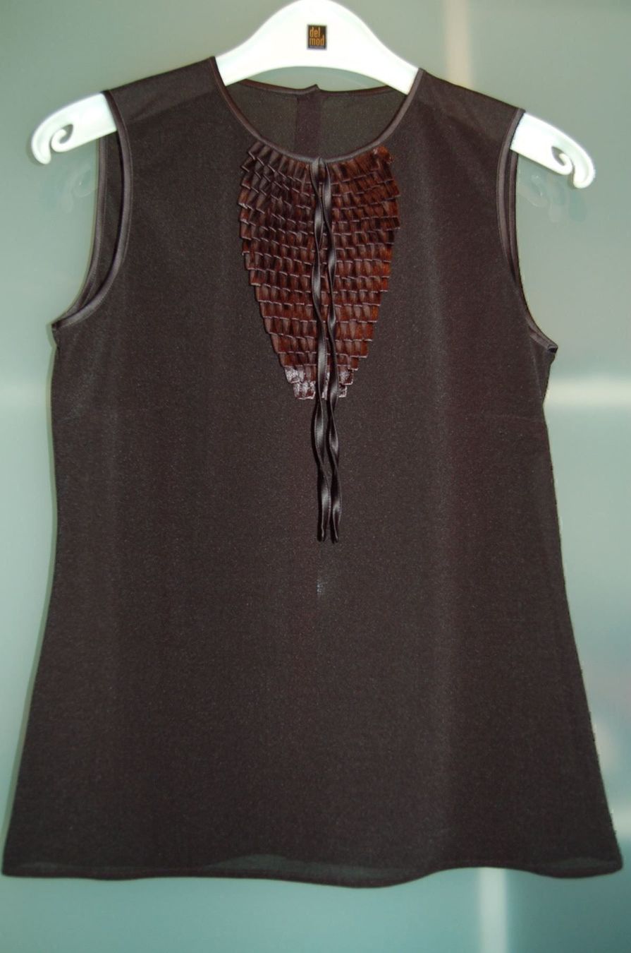 Top: Wolford Jabot Bluse,schwarz NEU – Nuovo (secondo la descrizione) da Burgdorf venduto da Vida6