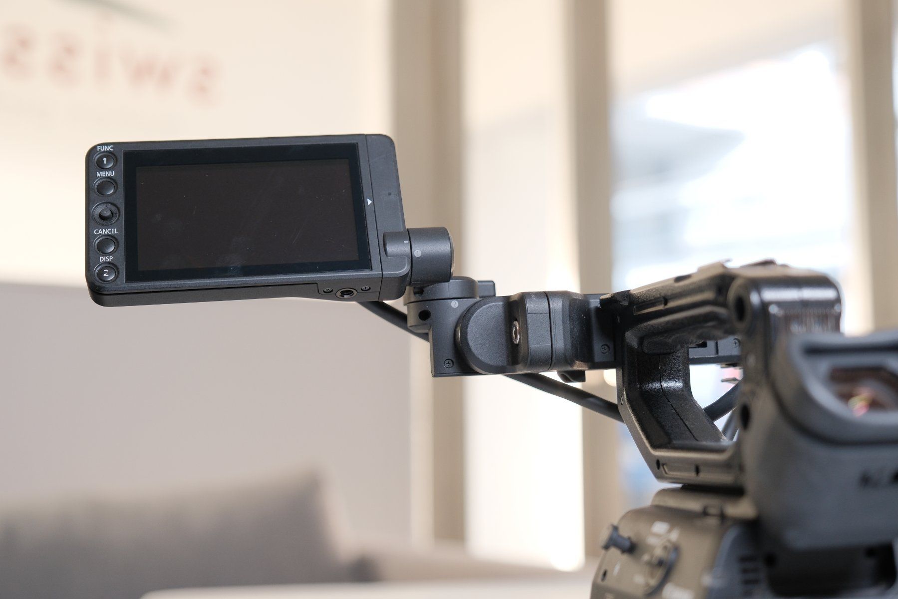 Canon Videocamere: Set Camera cinéma - Canon C200 – Usato da Renens VD venduto da Joakim11 5