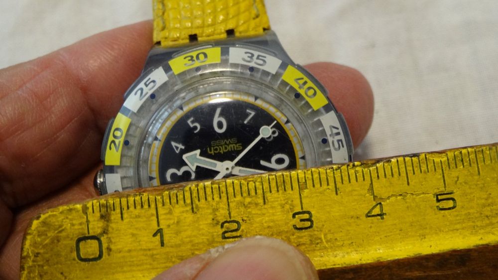 Swatch Orologi: S-WATCH  SCHÖNE HERREN UHR,QUARTZ.SCHÖNE MODE .LÄÜFT – Usato da zürich venduto da ahmad01 3