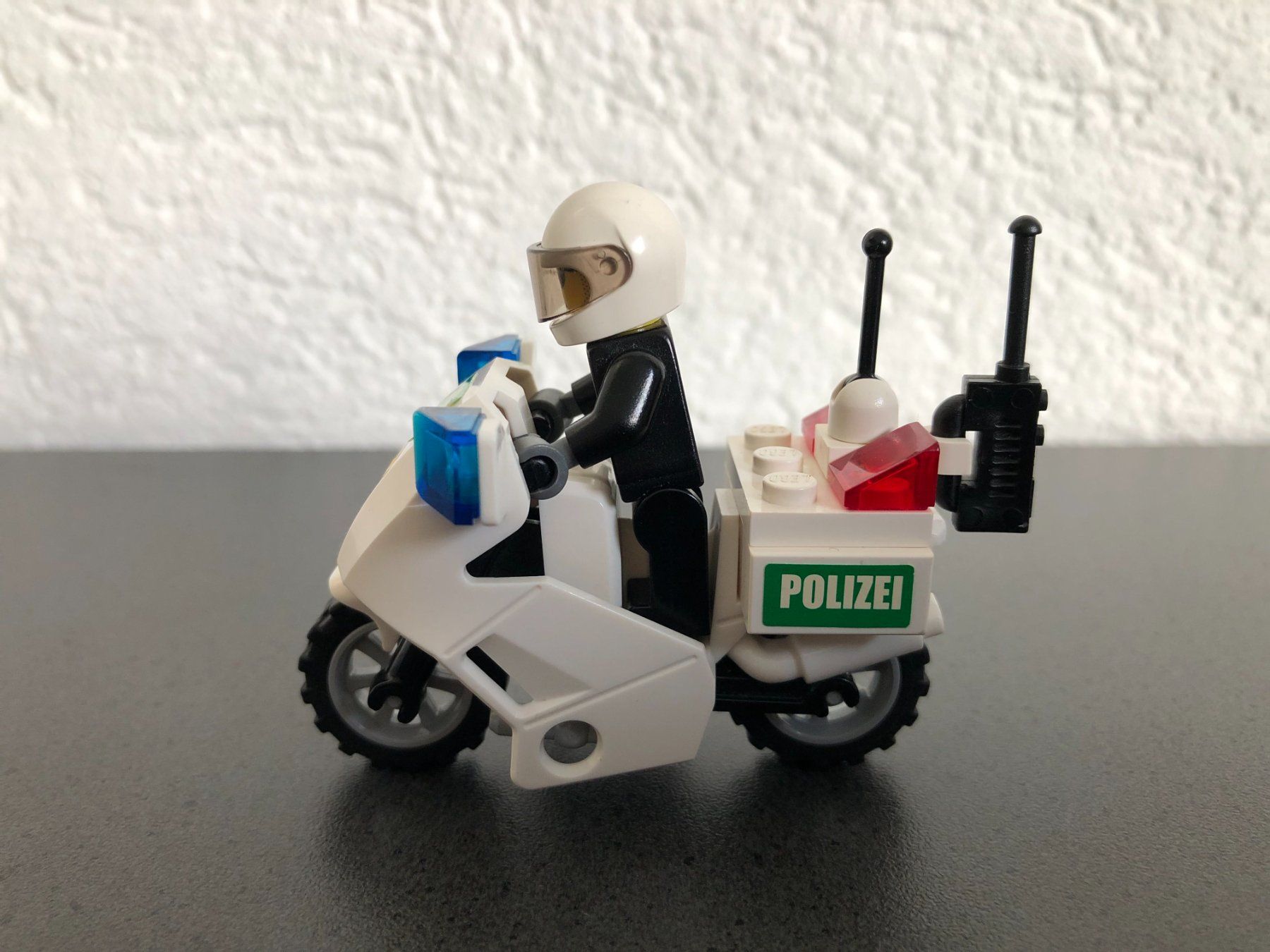 Lego Giocattoli: LEGO Polizei und Notarzt – Usato da Dübendorf venduto da Digitalxs 3