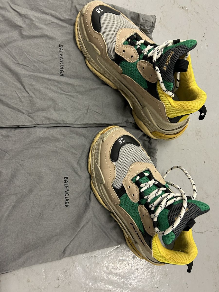 Balenciaga Chaussures femmes: Balenciaga Schuhe Grösse 38 – D'occasion à Bern par floorball_zoro 1