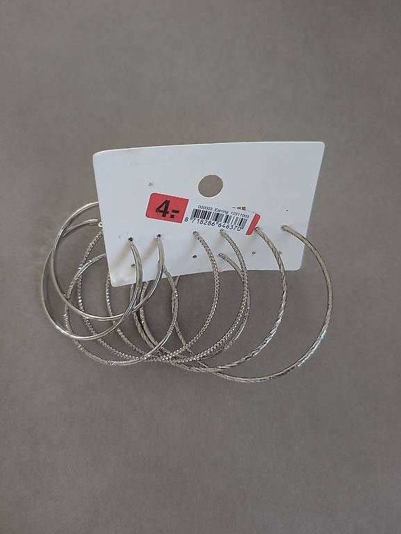Orecchini pendenti & Orecchini a lobo: Ohrenringe  – Usato da Mels venduto da key510