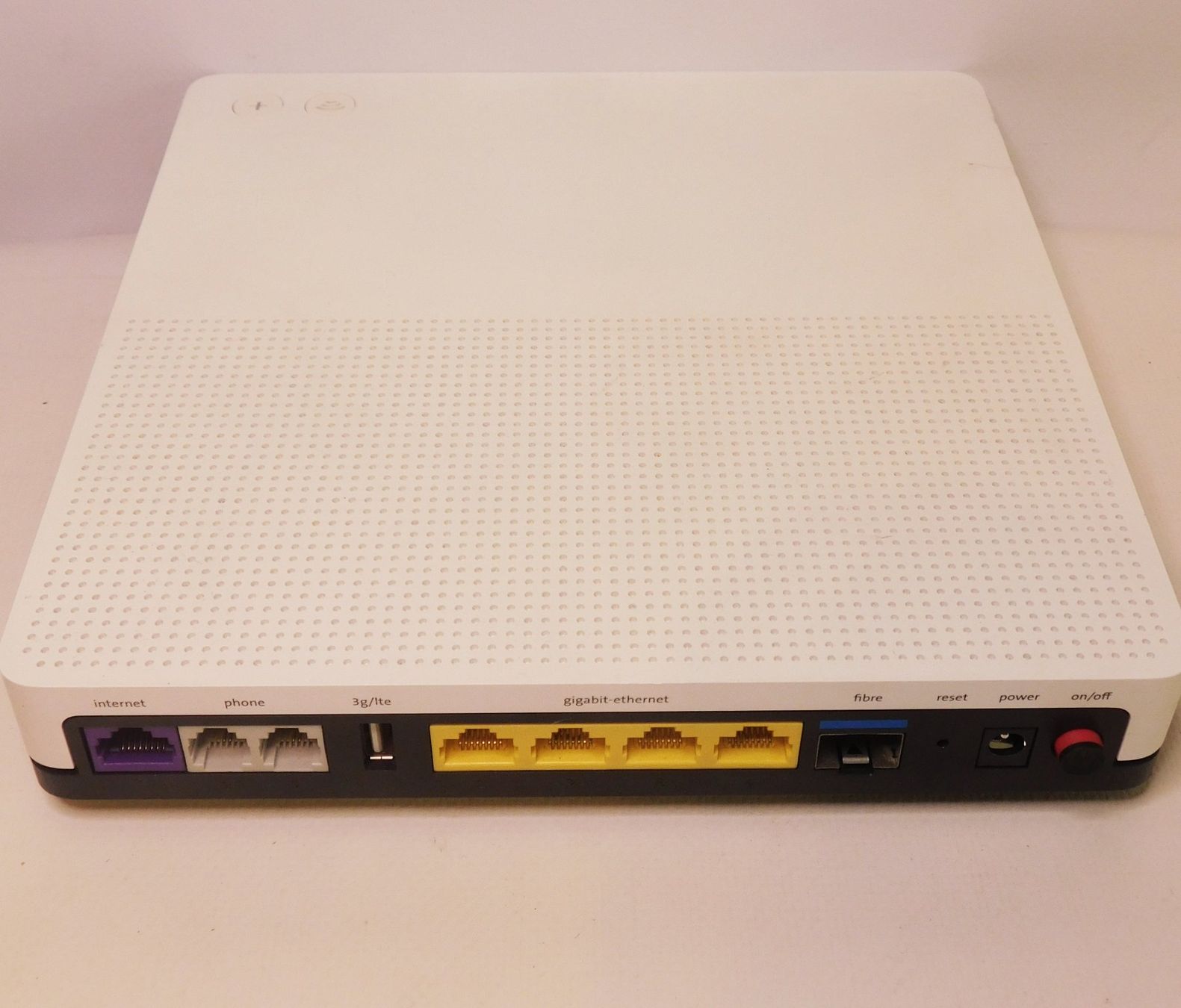 Swisscom Modem & Router: Swisscom Internet-Box Standard – WLAN-Router & Modem – Usato da Emmenbrücke venduto da Ulisse-22 1