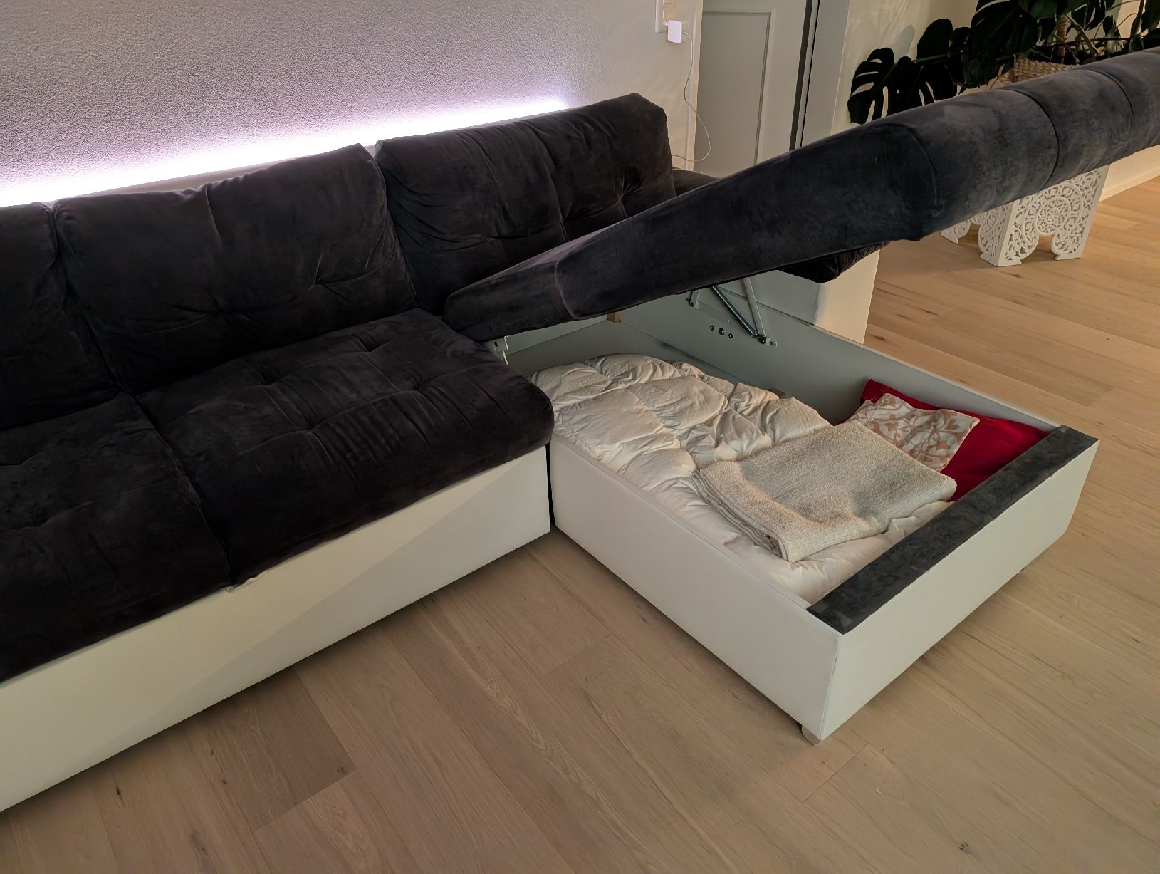 Divani: Ecksofa mit Bettfunktion – Usato da Dübendorf venduto da Noobistine 2