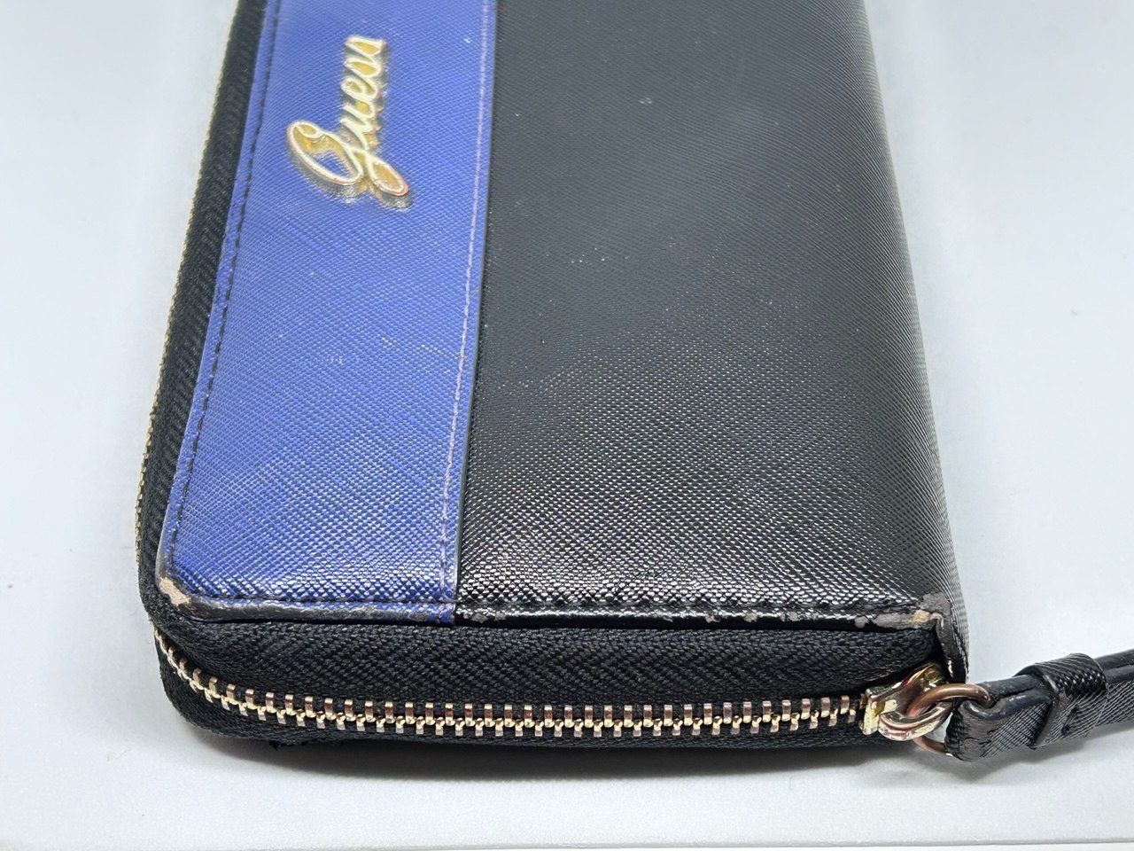 Guess Portamonete: Portafoglio GUESS – Usato da Giubiasco venduto da LorisVale 2