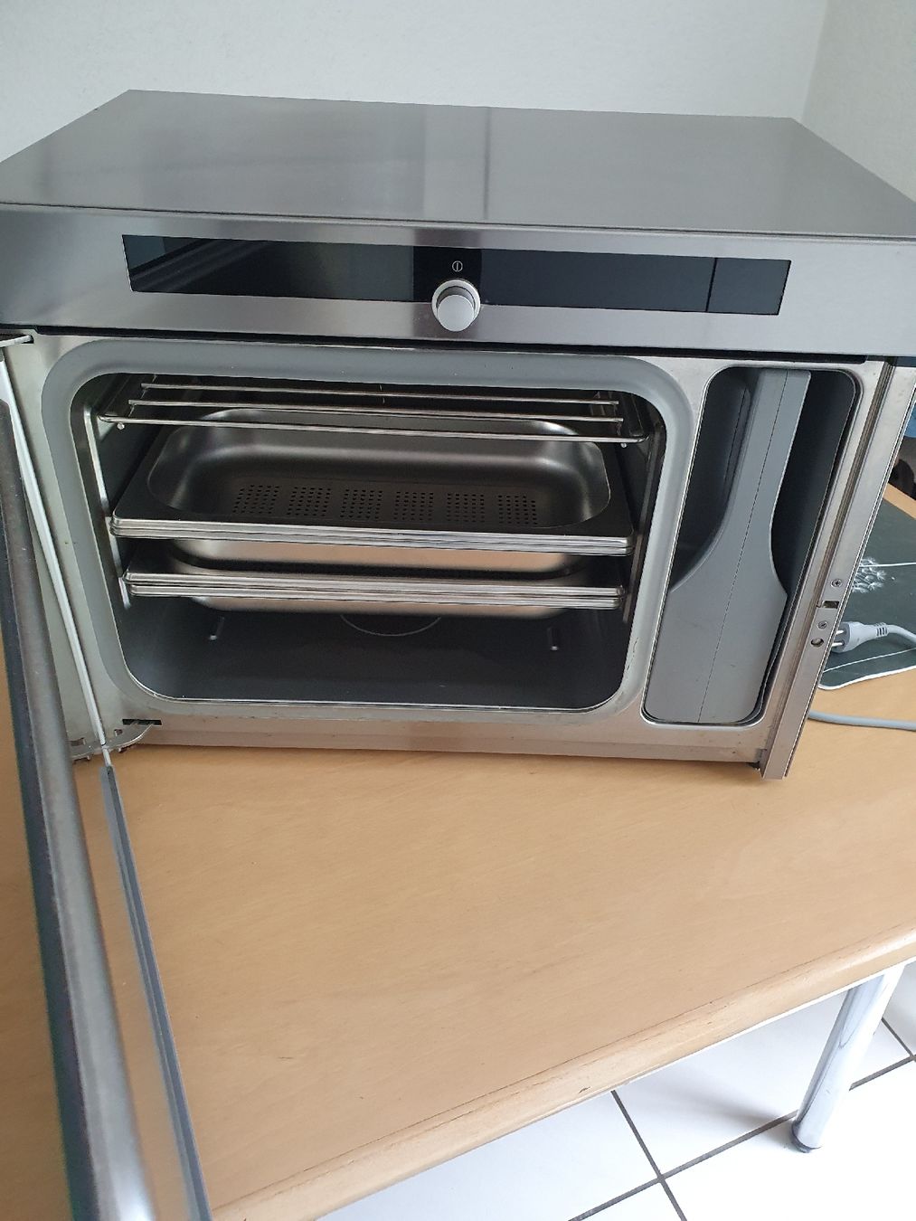 Miele Elettrodomestici da cucina: MIELE Dampfgarer DG 1050 – Usato da Burgdorf venduto da Hodel1 3