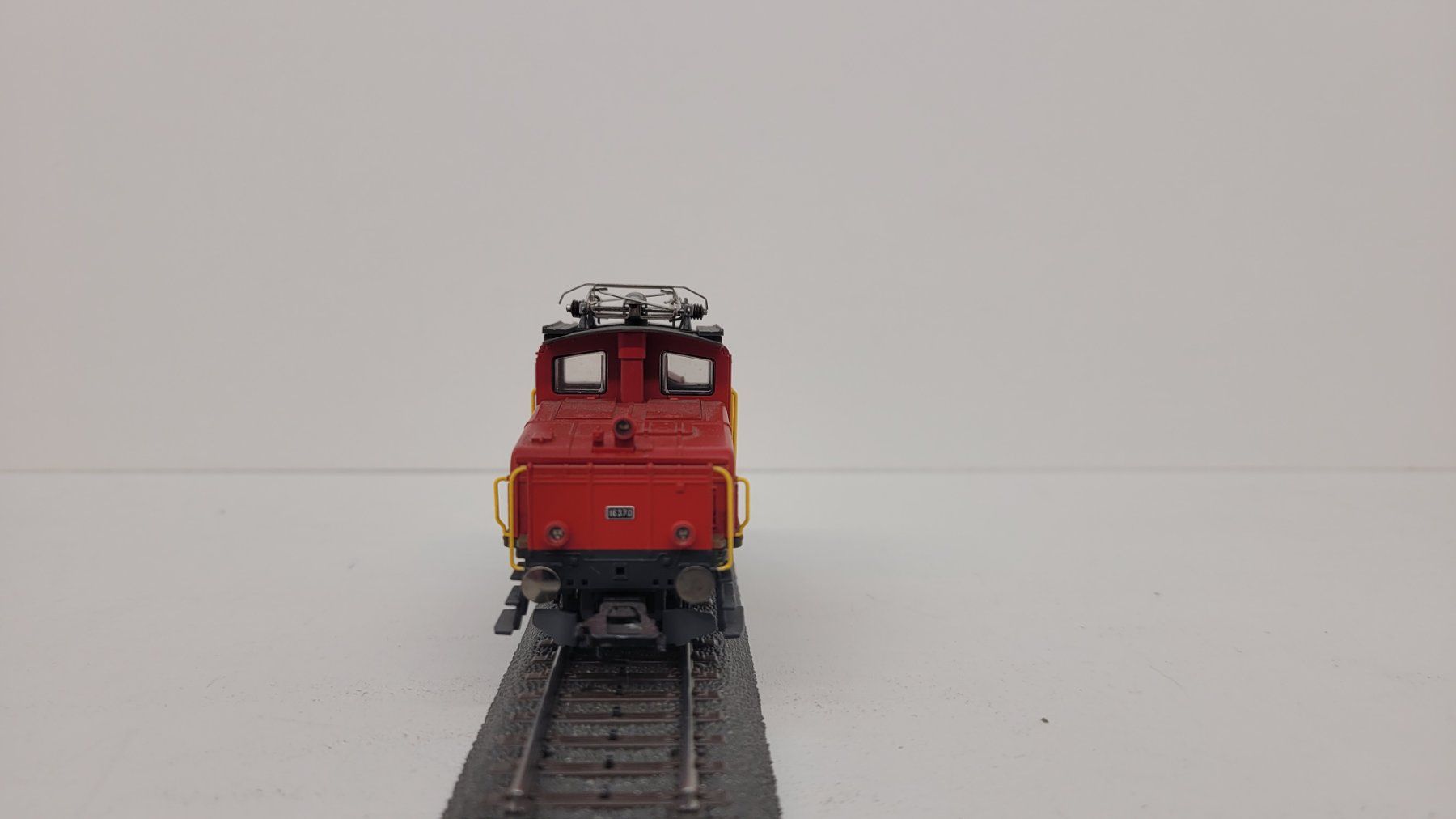 Märklin Modelleisenbahnen: Märklin H0 36330 SBB Serie Ee3/3 – Neu (gemäss Beschreibung) aus Büsserach von ModellbahnDepot 3