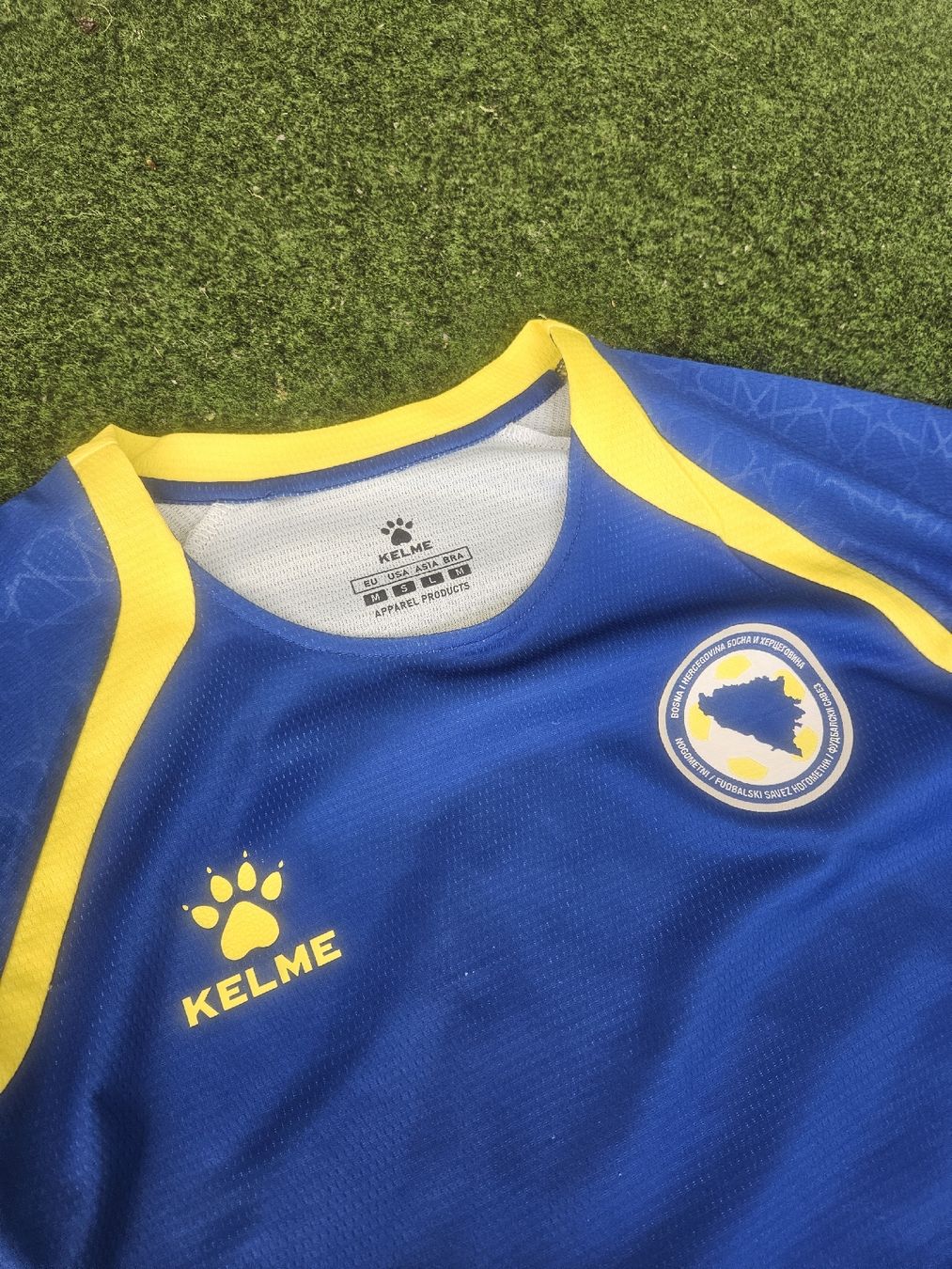 Canottiere & Pantaloni: Kelme Bosnien Trikot Gr.M – Usato da Emmenbrücke venduto da TopGato 1