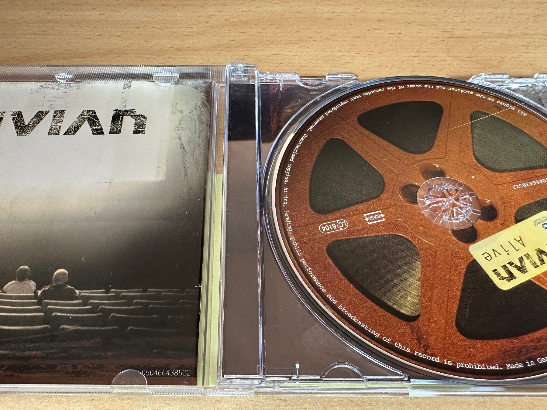 CDs: Vivian – Alive – Gebraucht aus Rikon im Tösstal von Alpenmutz 2