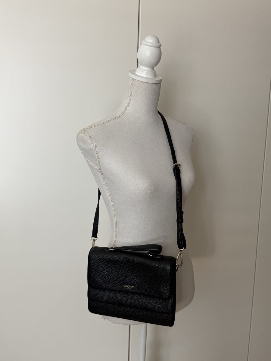 DKNY Sacs: DKNY Umhängetasche schwarz – D'occasion à Neerach par lar_tkp2