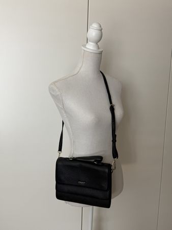 DKNY Umhängetasche schwarz