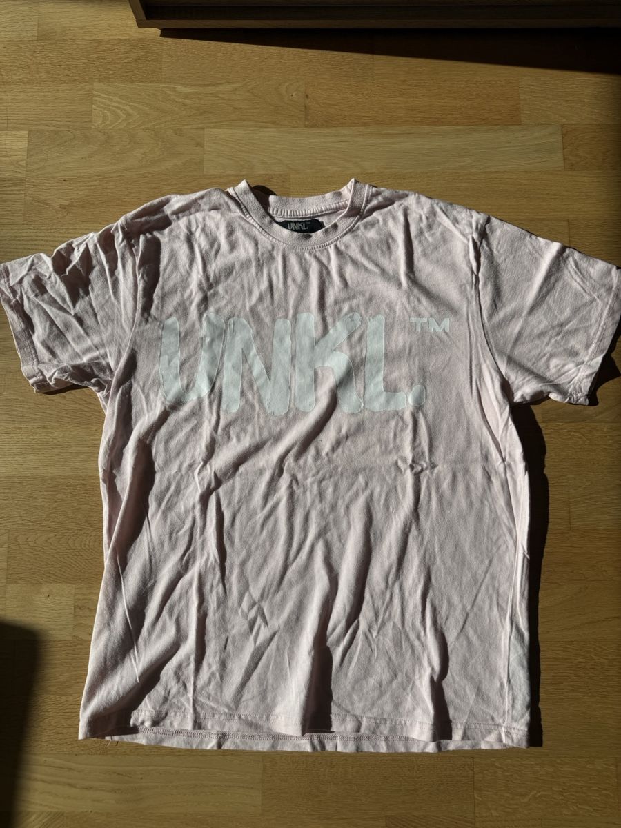 T-shirt: Bonez MC T-Shirt UNKL rosa – Nuovo (secondo la descrizione) da Niederwangen BE venduto da lua_xy5n