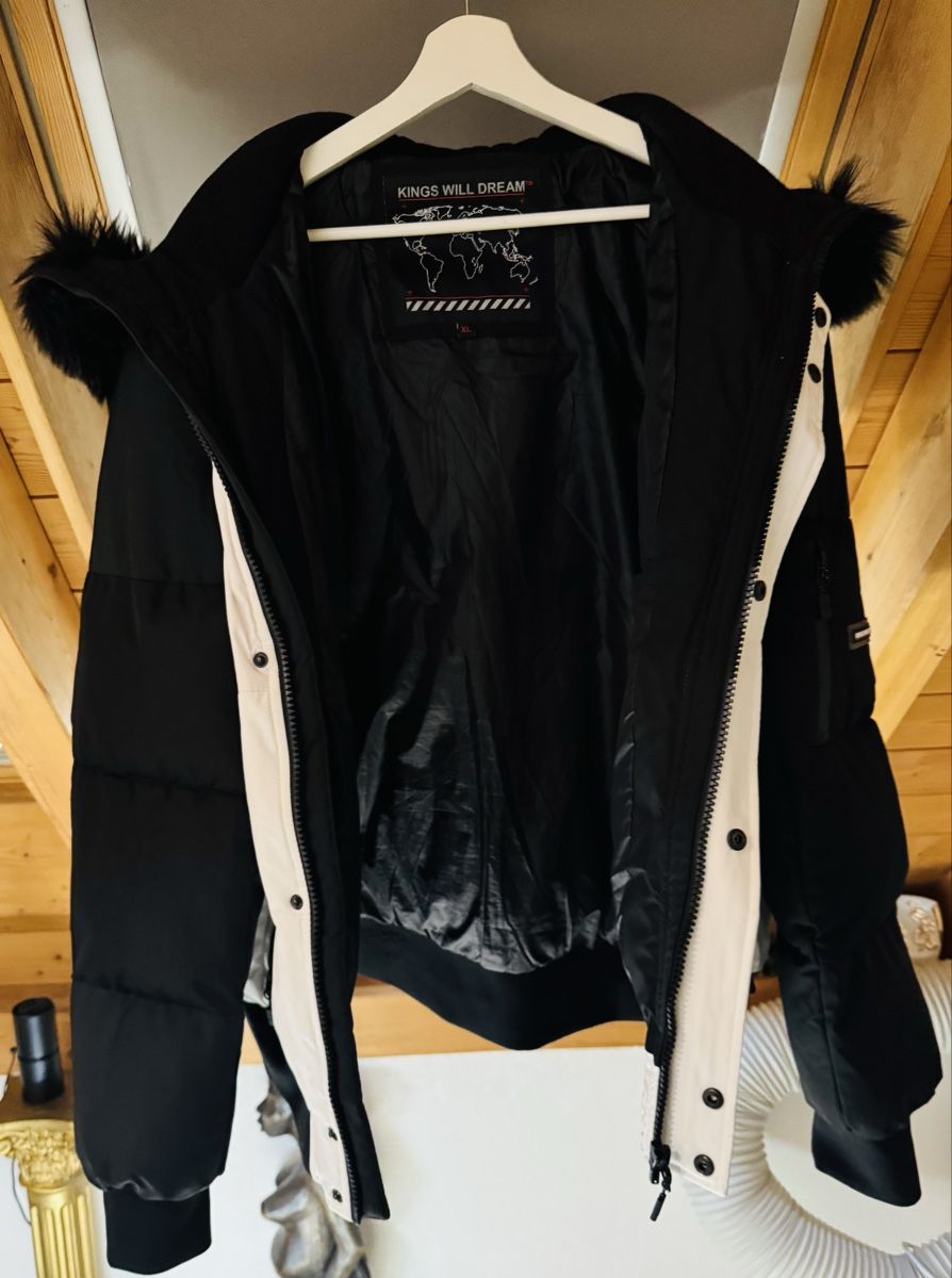 Giacche: Kings Will Dream Puffer Jacket bicolore XXL cappuccio  – Usato da Volketswil venduto da mau_9pxs 1