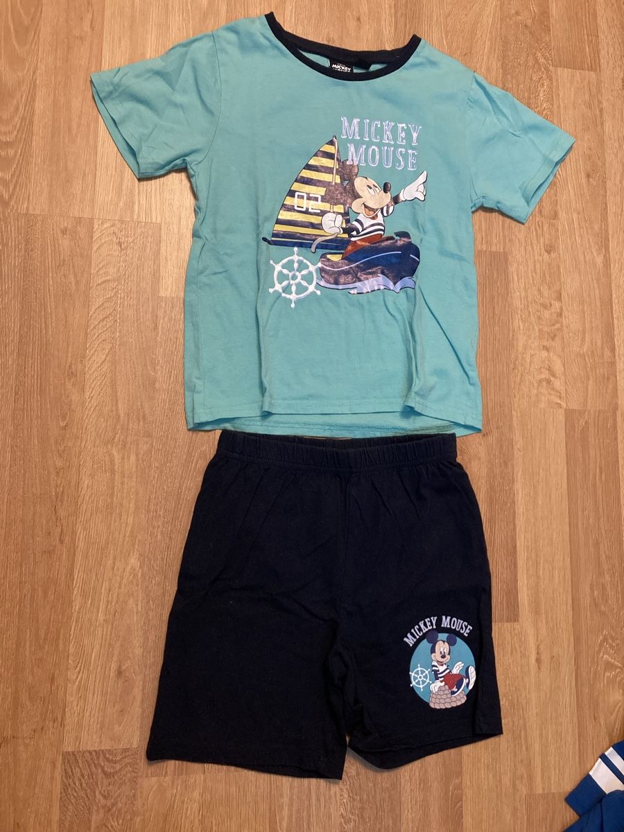 Pigiama & Simili: Mickey Mouse Shorty Pyjama Gr. 110/116 – Usato da Emmenbrücke venduto da JJ_89