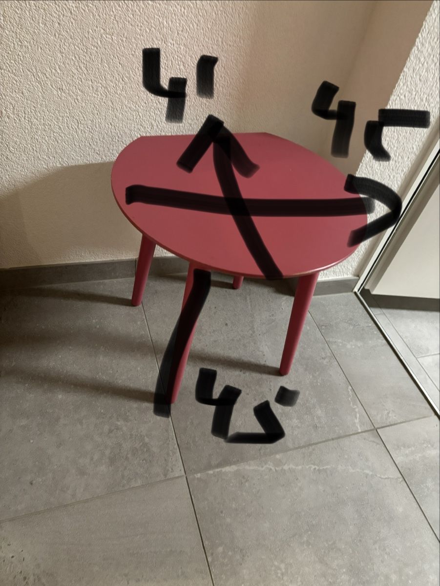 Tables: Table d'appoint ronde 45cm solide – D'occasion à Salvenach par gwenwywar 2