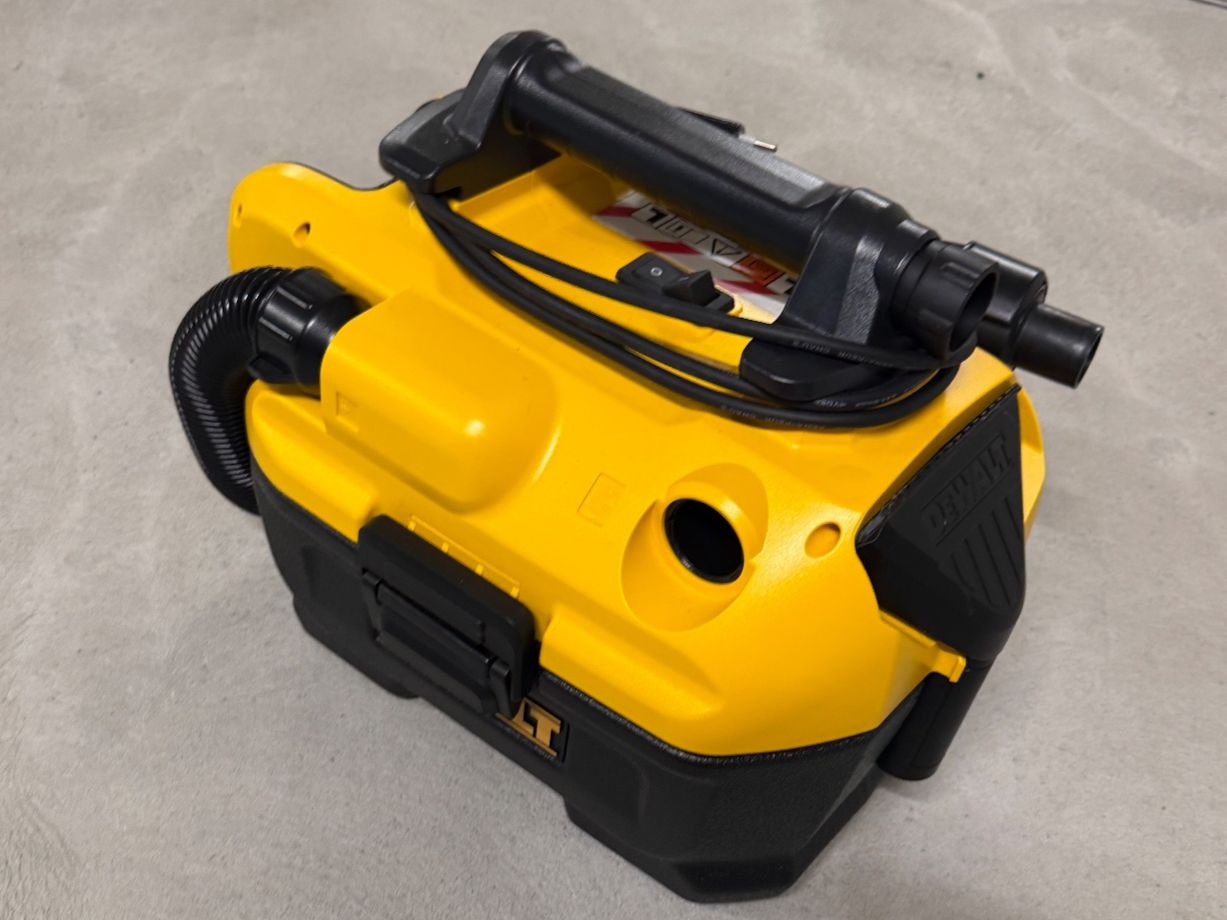 Dewalt Aspirateurs & Accessoires: DeWalt DCV584L Staubsauger – D'occasion à Gattikon par sirdoneric 2