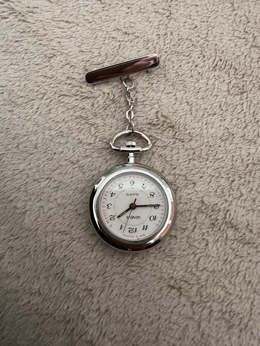 Orologi: Geneve Krankenschwester Uhr – Usato da Herbriggen venduto da Sehrazade
