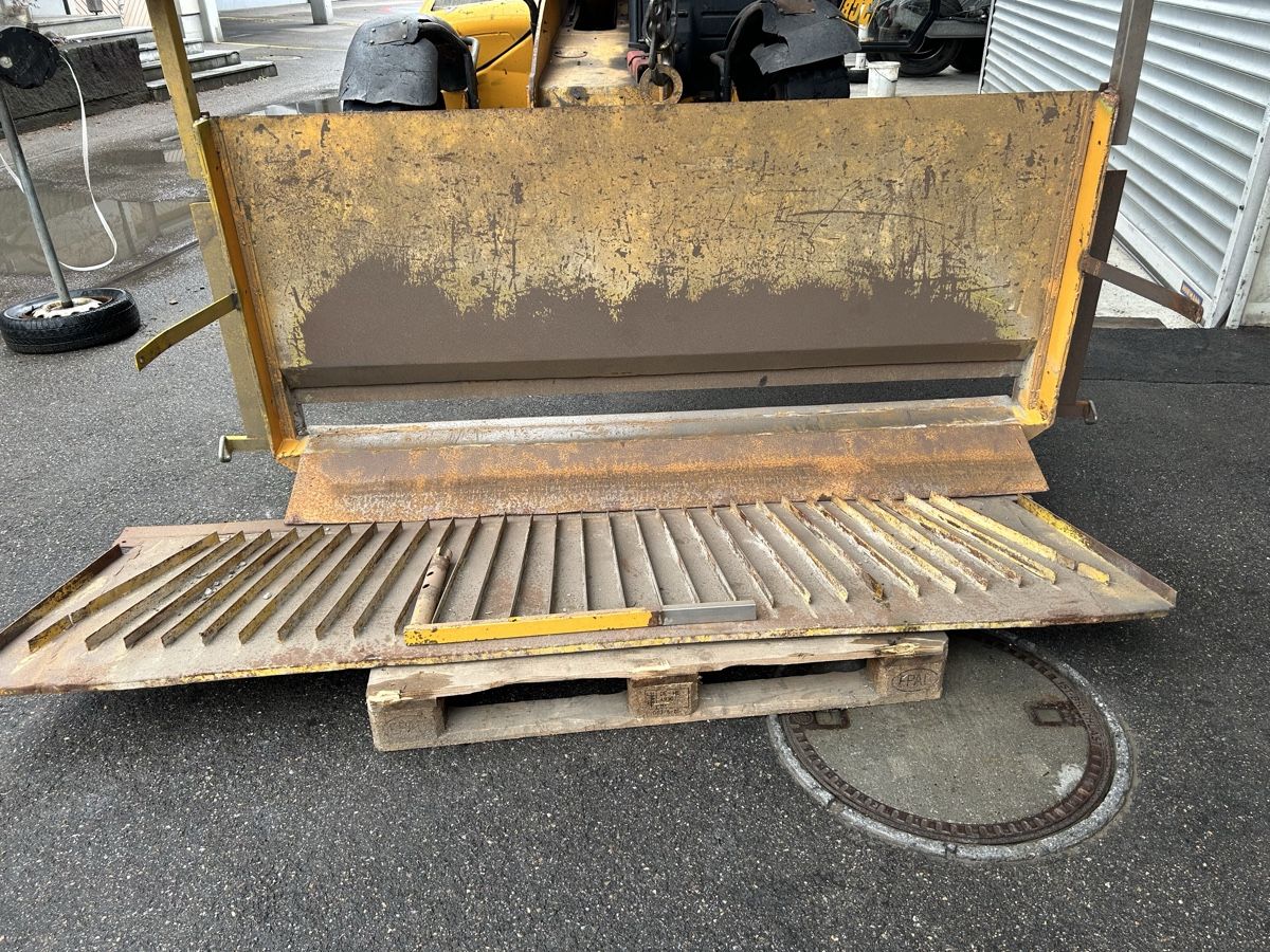 Autoribaltabili: Abstreu Heckladen – Usato da Gommiswald venduto da kl98 2