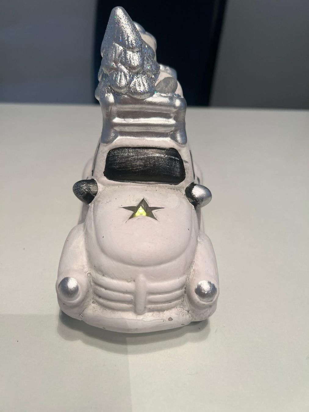 Tutte le decorazioni: VW Käfer – Usato da Egg b. Zürich venduto da Brocki_Insel_Egg 1