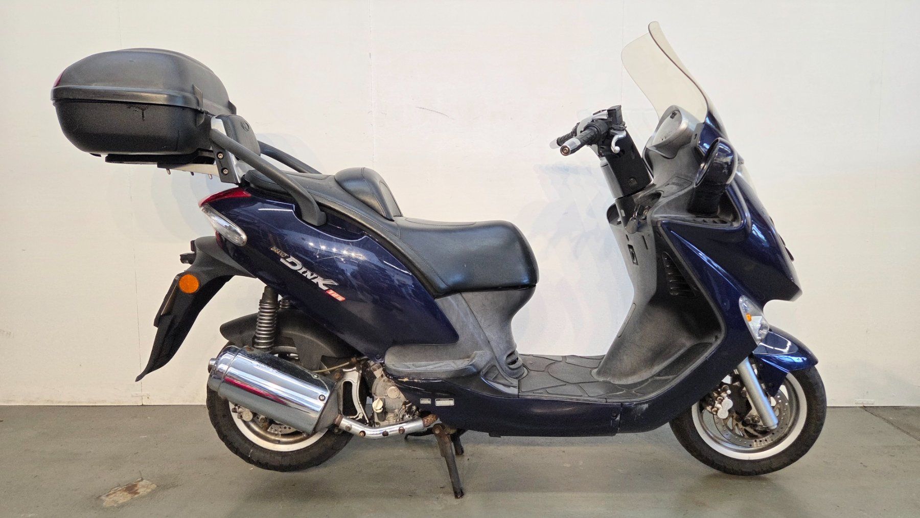 Kymco Scooters: Kymco Grand Dink 125 – D'occasion à Tägerschen par Moto-Welt