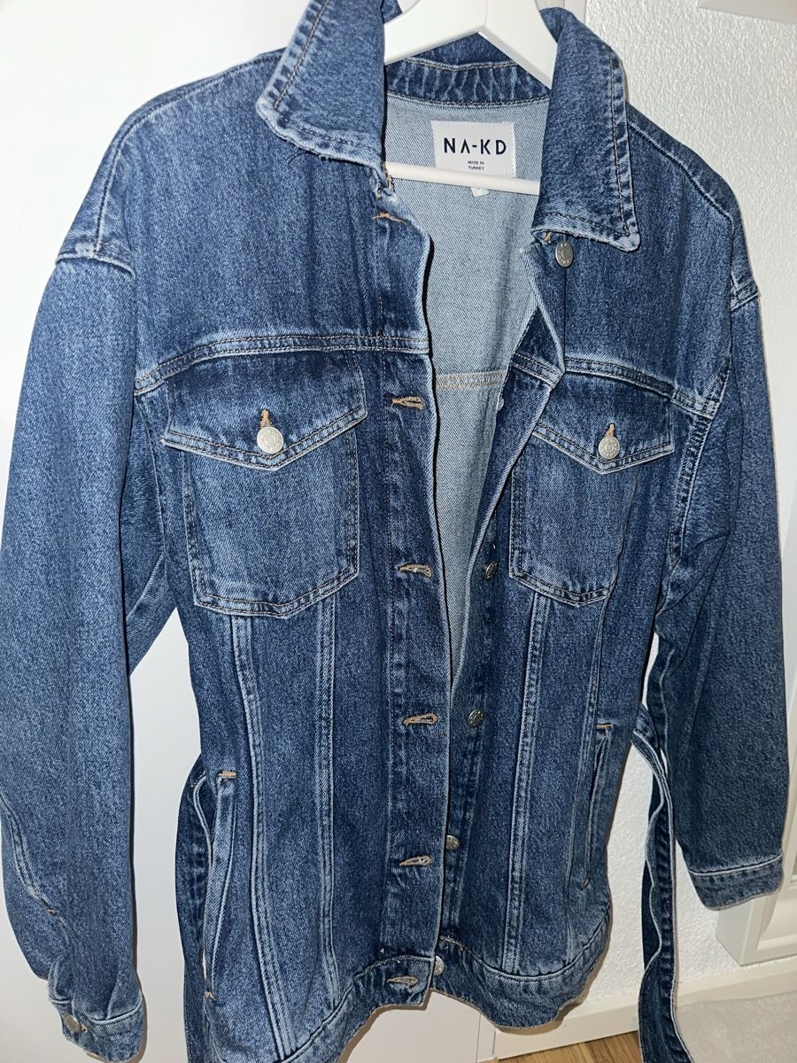 Vestes: Jeansjacke mit Bund – Neuf (Voir description) à Uster par celiiinaaa 2