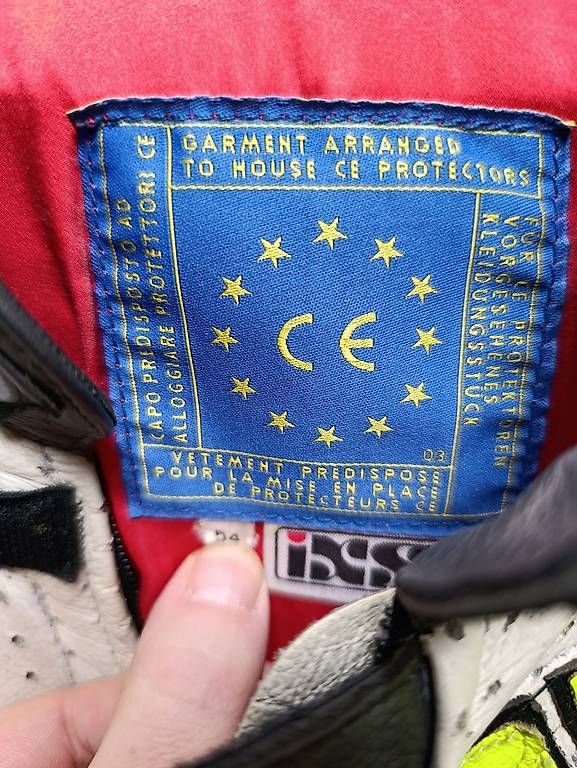 IXS Completi: IXS Lederkombi Gr 54 – Usato da Arbon venduto da Alex.G. 2