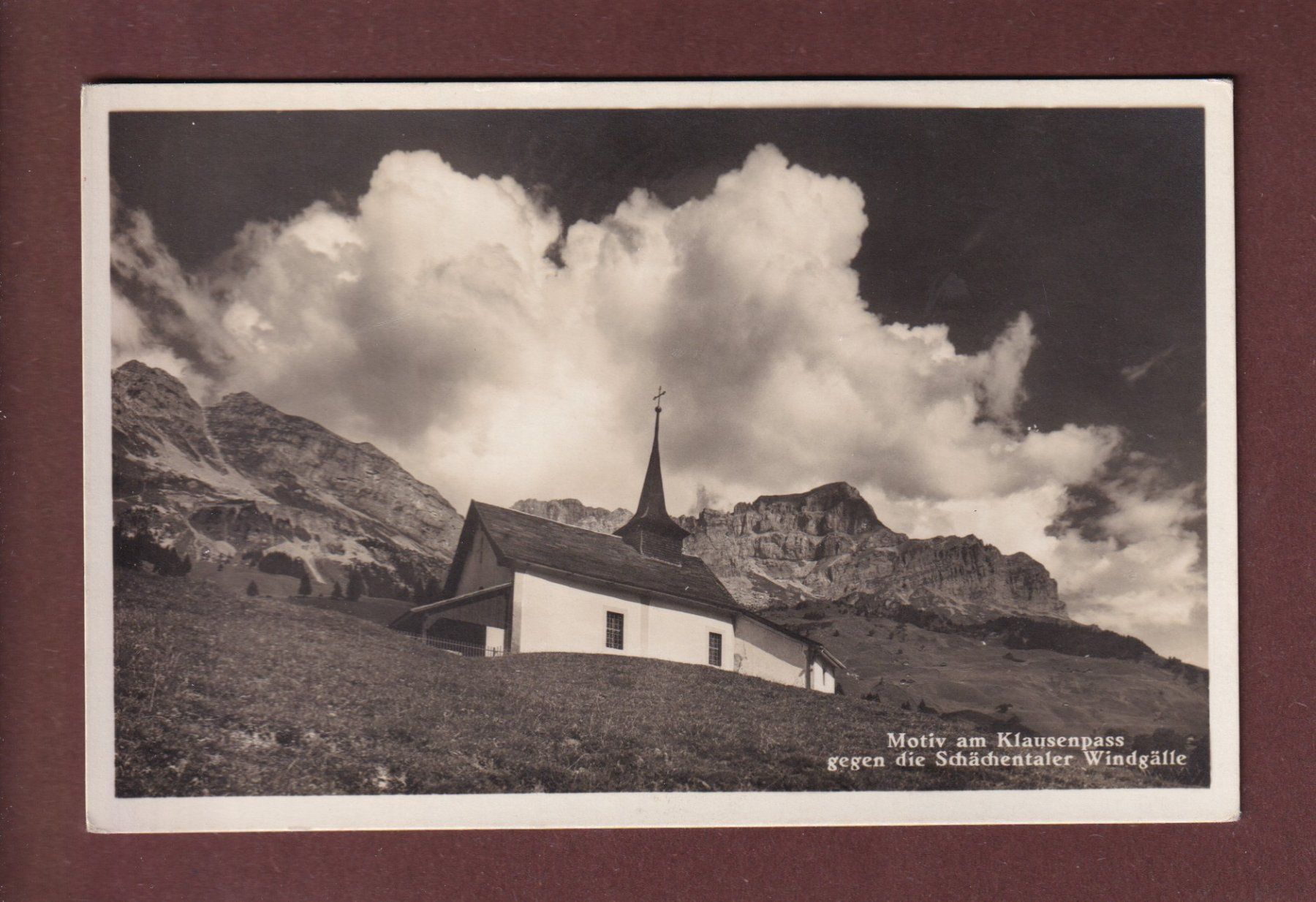 Ansichtskarten: Am KLAUSENPASS - Kapelle – Gebraucht aus Pully von nicecards-shop