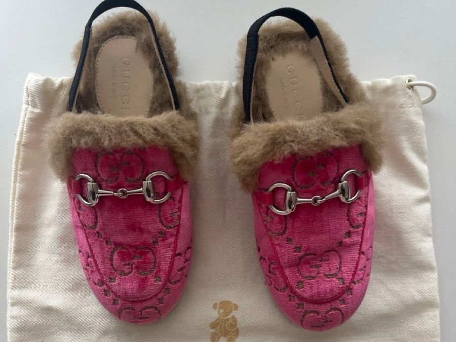 Gucci Scarpe per ragazze: Gucci Kids slippers, size 27 – Usato da Bolligen venduto da Mariola001