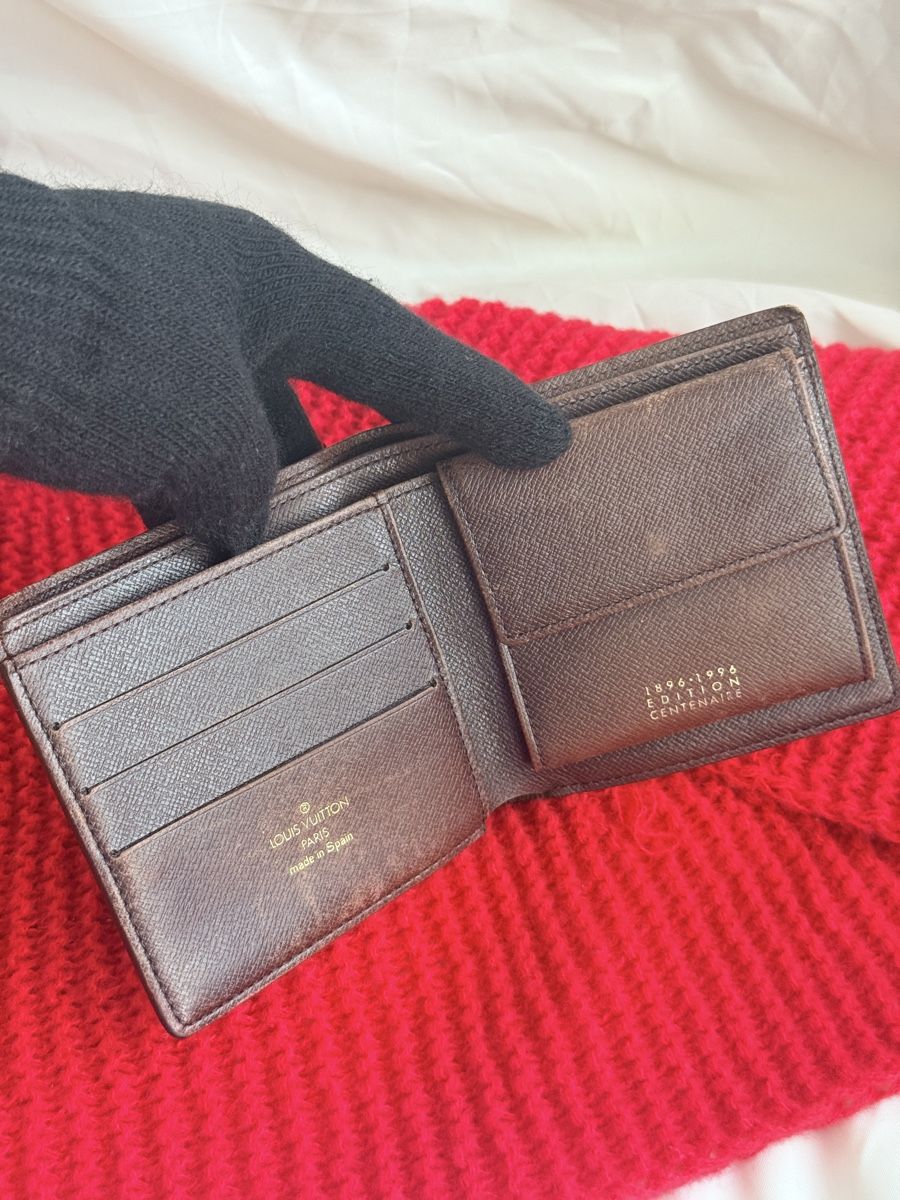 Louis Vuitton Portafogli: Louis Vuitton Wallet Bifold Damier Ebene – Usato da Geneve venduto da DarlingVintage 1
