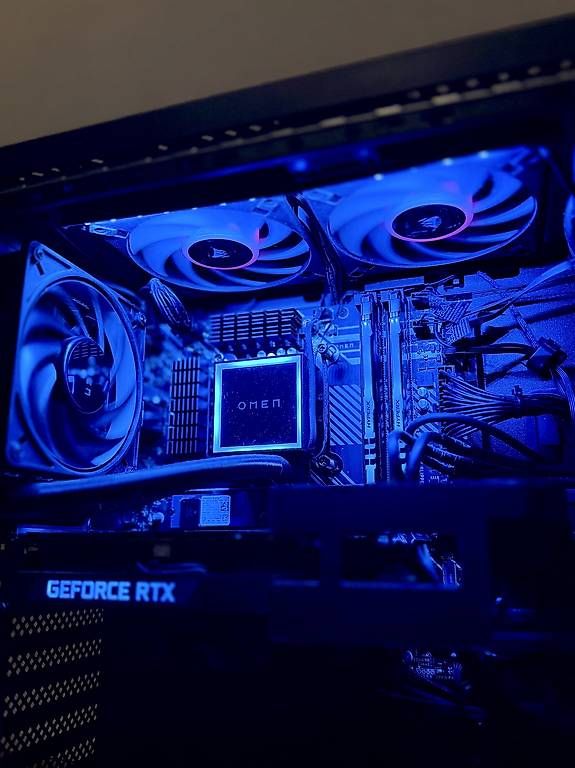 PC: OMEN Gaming PC zu verkaufen – Usato da Gersau venduto da Juliqn 2