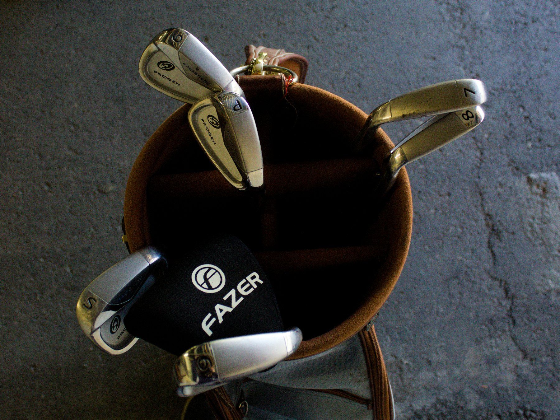 Daiwa Mazze & Set: Sac de golf vintage Daiwa – Usato da Les Mayens-de-Sion venduto da valbroc 7