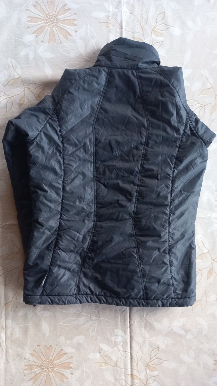 Berghaus Giacche: warme Berghaus Innenjacke – Usato da Beckenried venduto da Wmarcie 4