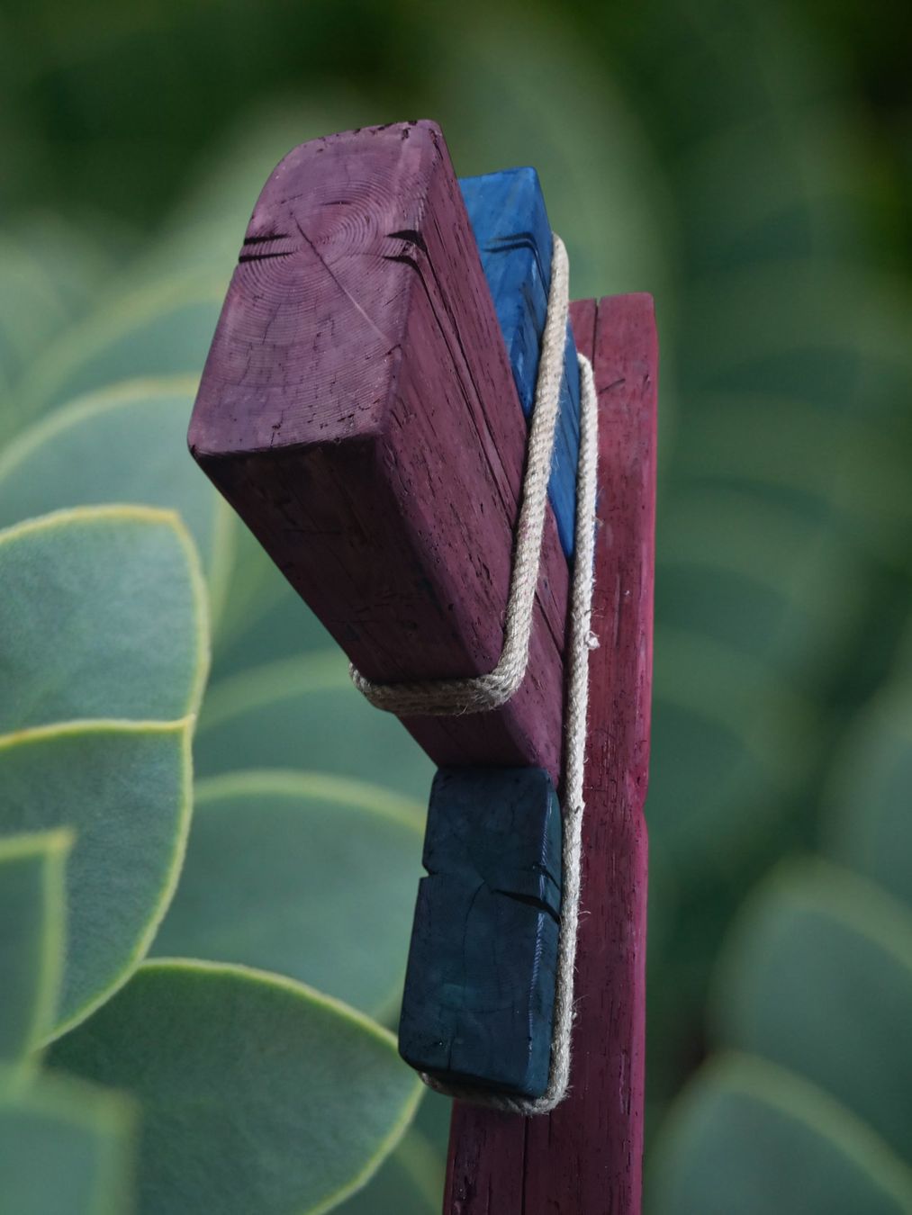 Articoli in legno: Podeste  Balken Säulen  Regal – Usato da Sisikon venduto da Creantic-Art 1