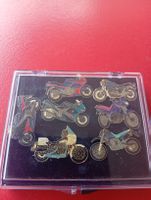 Anstecknadeln Kawasaki Motorrad Set 6 Stück im Etui.
