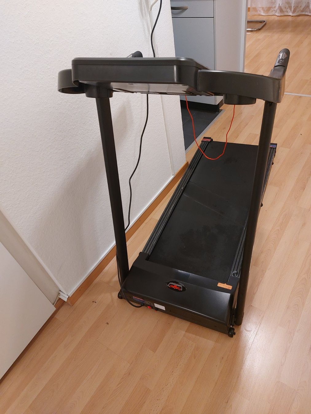 Hometrainer: Laufband Tapis Roulant Elettrico – Nuovo (secondo la descrizione) da Emmenbrücke venduto da Qalku.live.it 7
