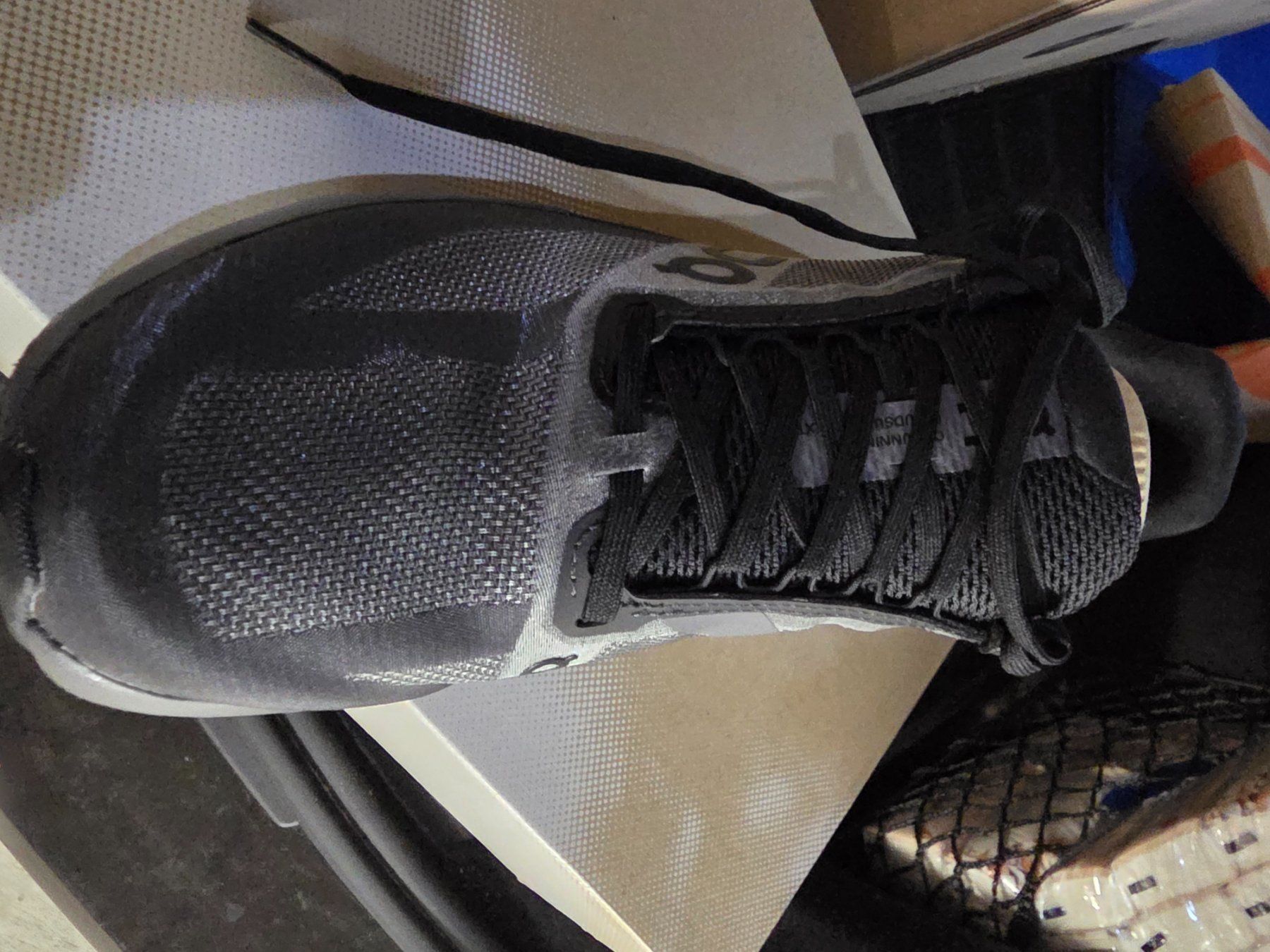 On Chaussures hommes: On Cloudsurfer NEU 43 – Neuf avec emballage d'origine à Uitikon Waldegg par Minic 2