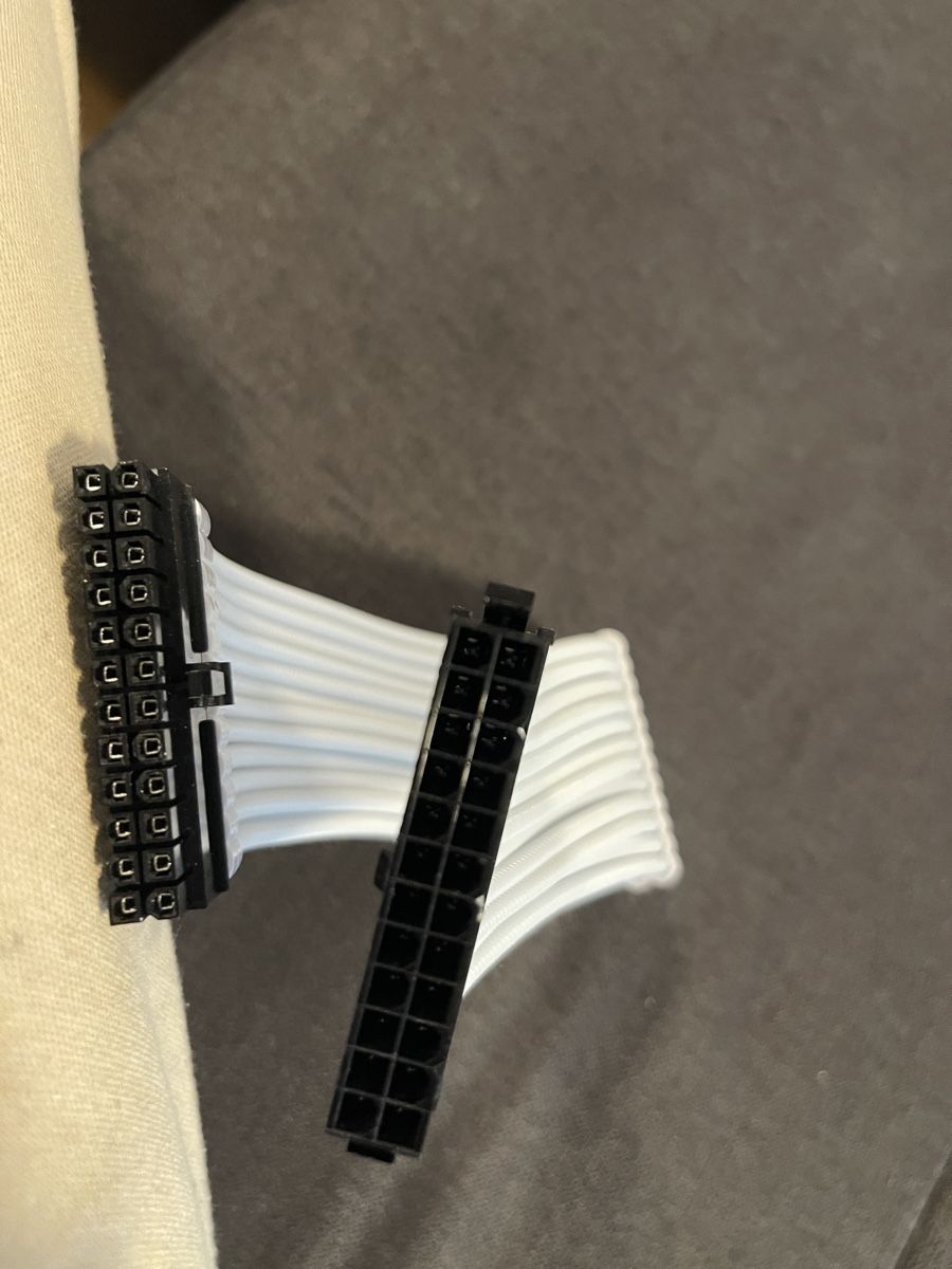 Corsair Cavi: CableMod ModMesh Custom Cable Kit - White - NEW! – Nuovo (secondo la descrizione) da Muri AG venduto da l3v_qx8k 3