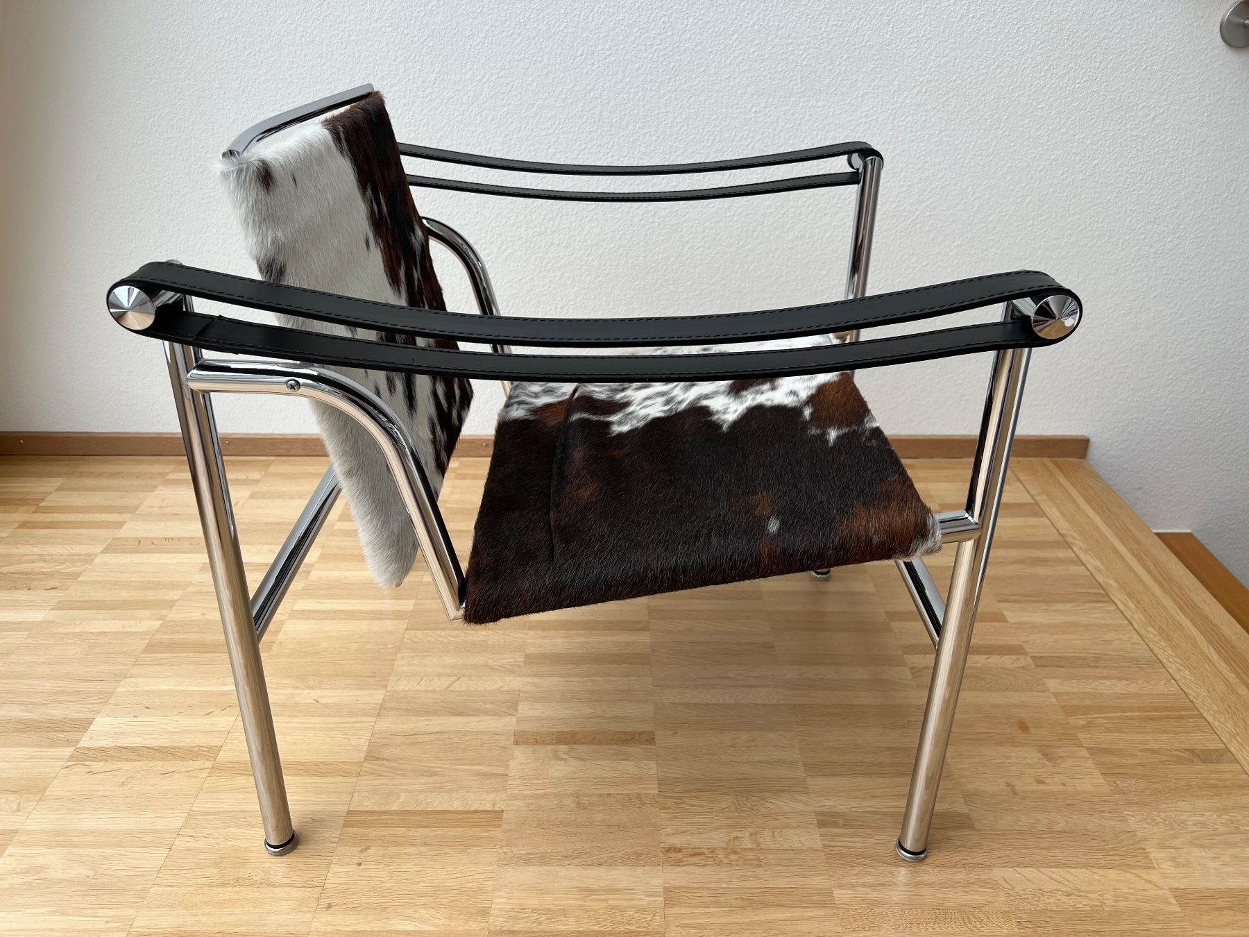 Cassina Poltrone: LC1 Sessel - Top Zustand – Usato da Bottmingen venduto da Botbas 4