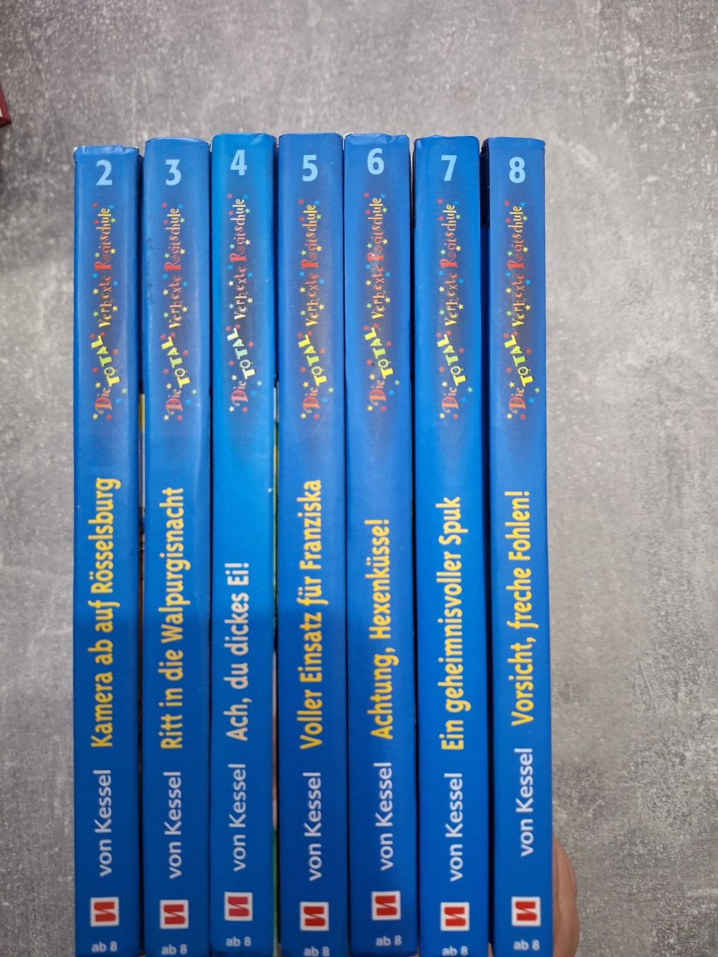 Bücher: Die total verhexte Reitschule Band 2-8 – Gebraucht aus Egerkingen von Niceli1