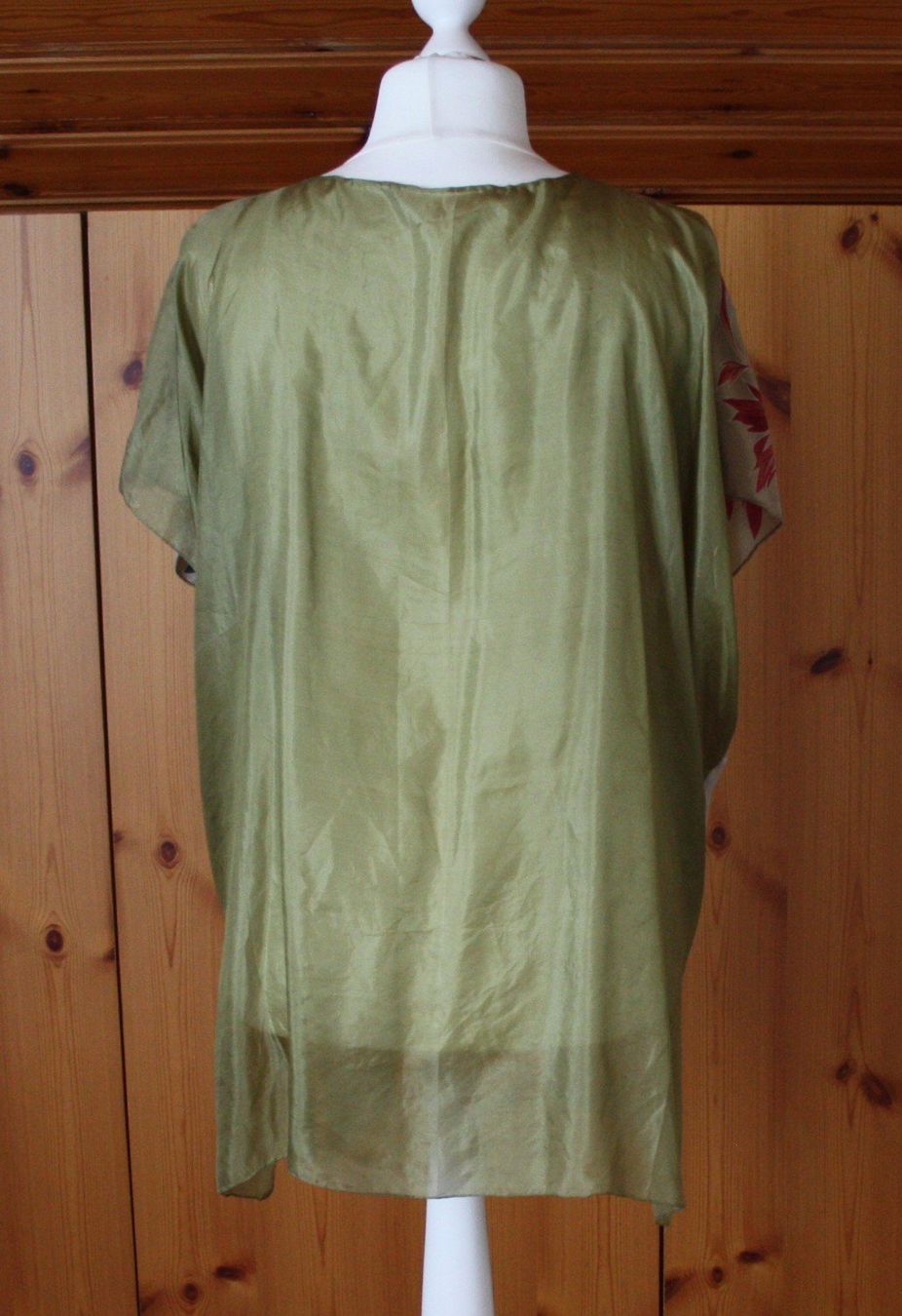 Camicette: Bluse Kurzarm ocker - grün - bunt Seide Gr. XXL – Usato da Flüelen venduto da Diversicum-Curvy 7