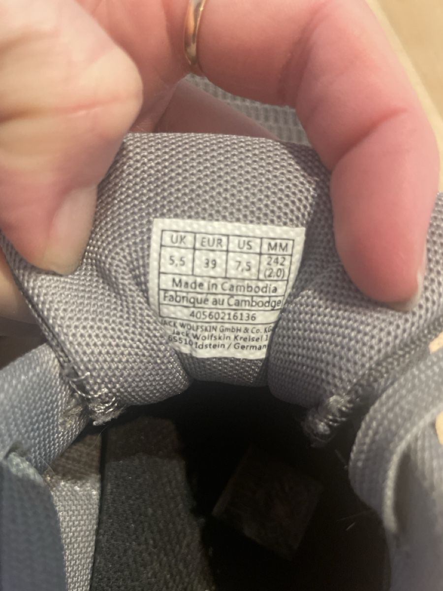 Jack Wolfskin Damenschuhe: Jack Wolfskin Damen Laufschuhe – Gebraucht aus Obernau von Bekka. 2