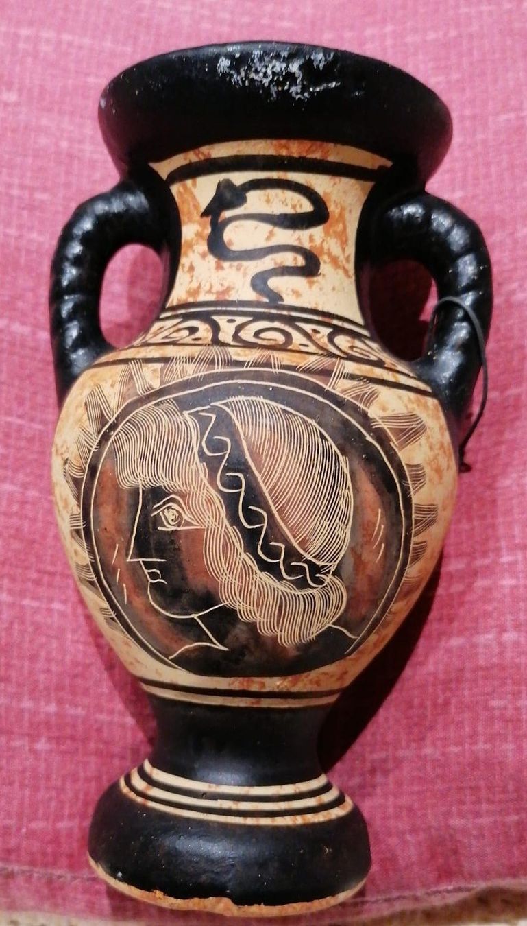 Caraffe: Vier schöne Amphoren aus Knossos – Usato da Grächen venduto da Hel7890 2