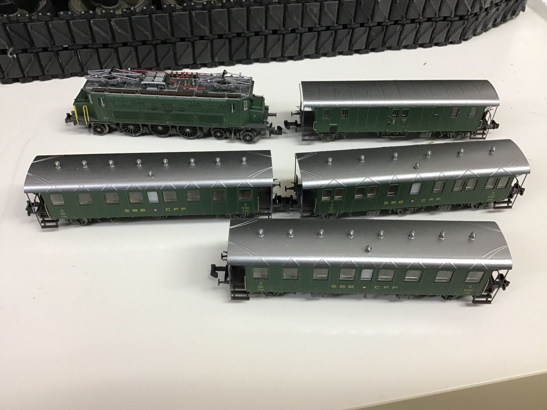 Piko Modellini di ferrovie: SBB AE 3/6  mit 5 Wagen  PIKO N – Usato da Männedorf venduto da Spezial-Modelle 2
