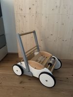 Herziger Lauflernwagen aus Holz